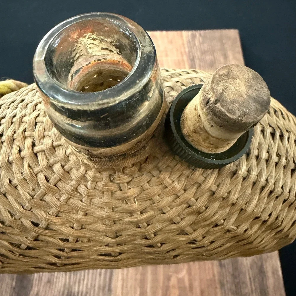 Vintage Habanero Anejo Wicker Wrapped Tequila Bottle Glass Decanter Rope Strap